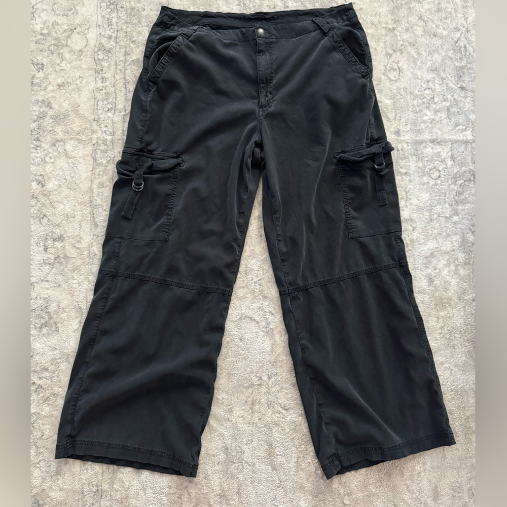 American Eagle Outfitters Black Straight Leg Pants